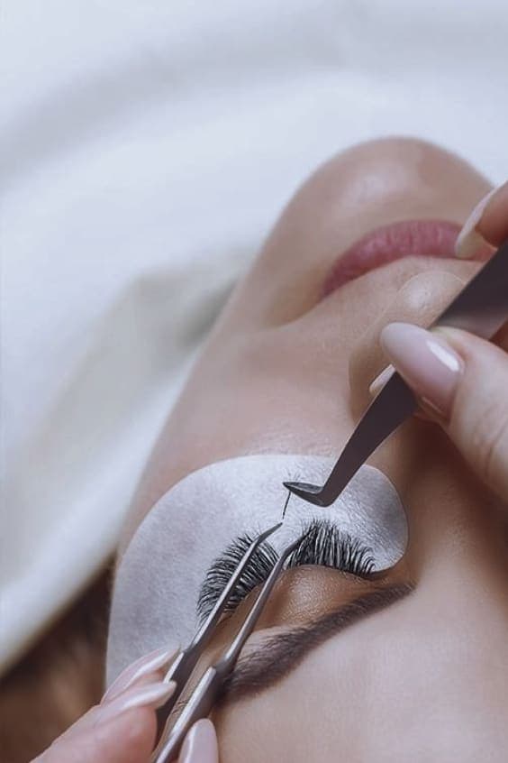 Lashes extension service at Ivory Luxe Salon